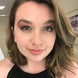 Meet your Posher, Casey